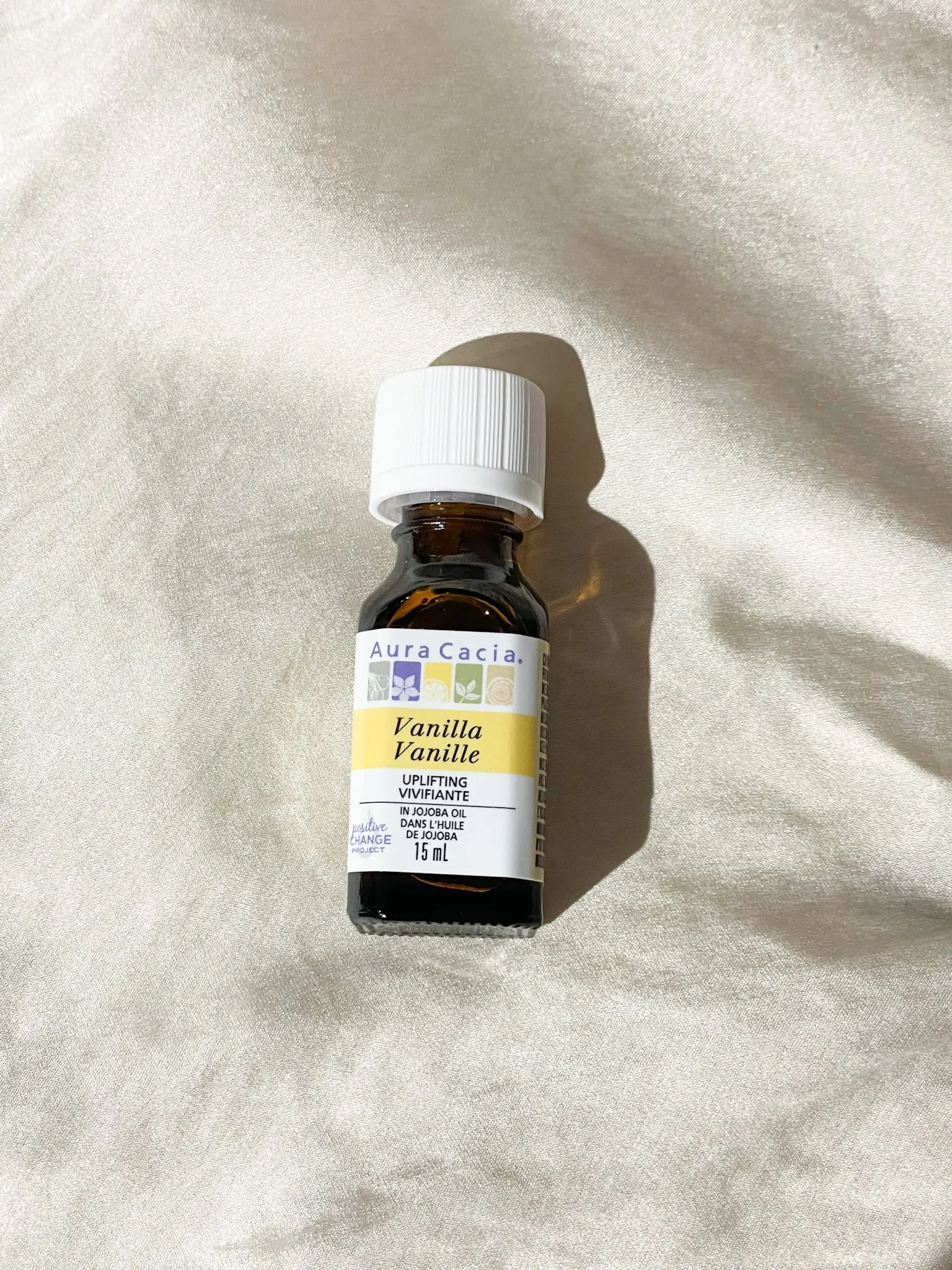 Aura Cacia Vanilla Essential Oil (In Jojoba Oil) - 0.5 FL. OZ.